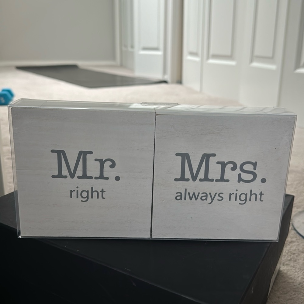 Mr and Mrs Home Decor wedding